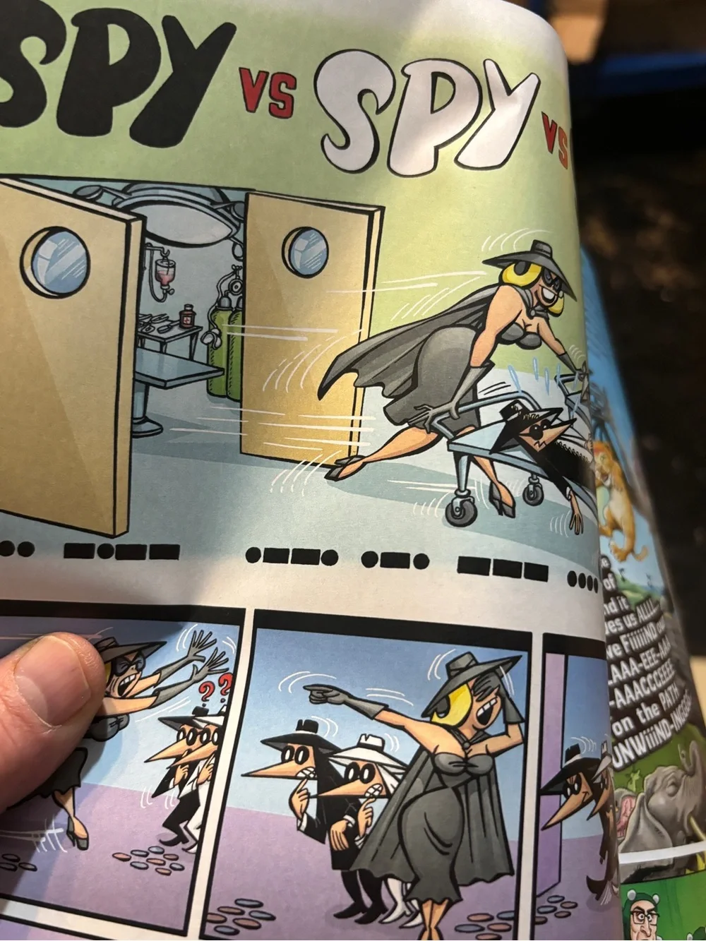 Mad Magazine Fixes Cats Special Collector's Edition - Colorful Cat Cover new